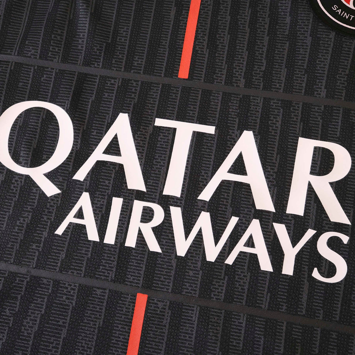 Paris Saint-Germain Fourth Jersey 2025/26 - Black Red Stripe - photo 3