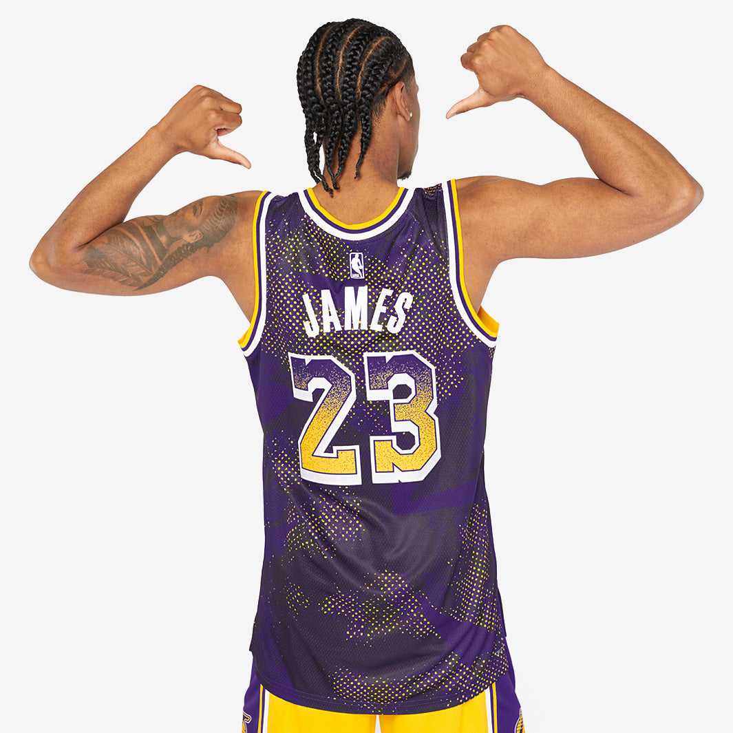 Los Angeles Lakers LeBron James Dri-FIT Select Series Jersey - photo 3