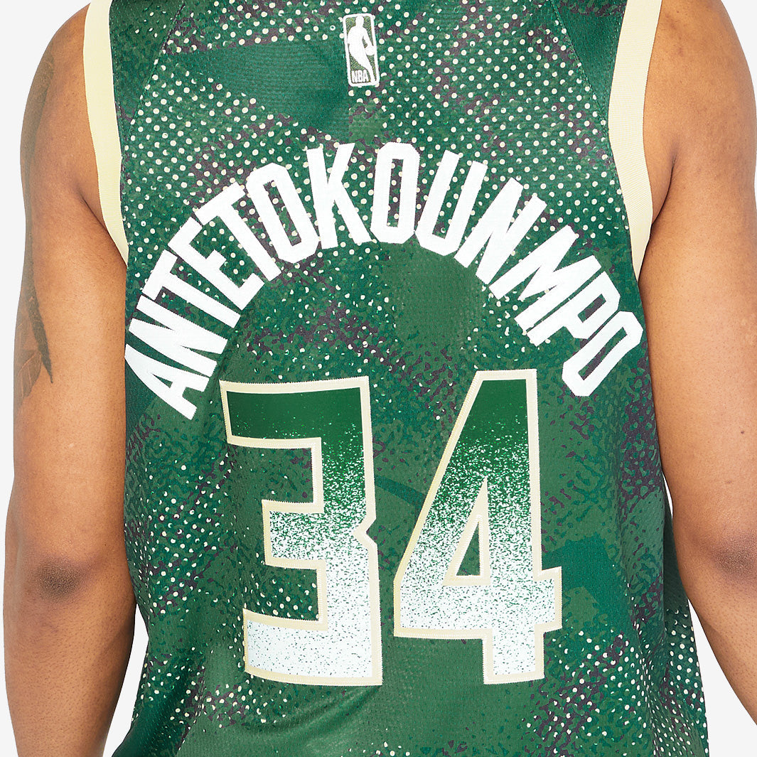 Milwaukee Bucks Giannis Antetokounmpo Dri-FIT Select Series Jersey - photo 6