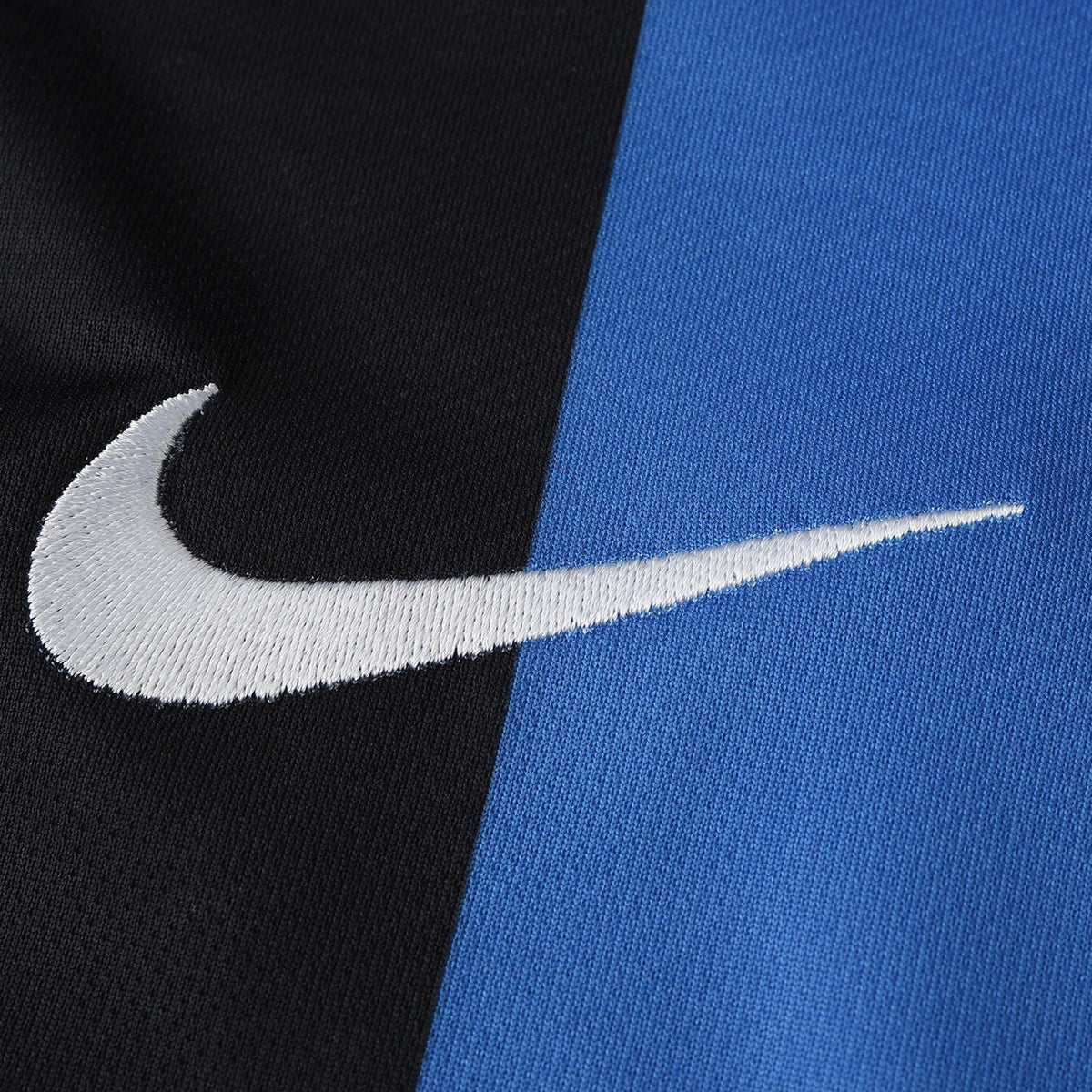 Inter Milan Retro Home Jersey 2010 - photo 4
