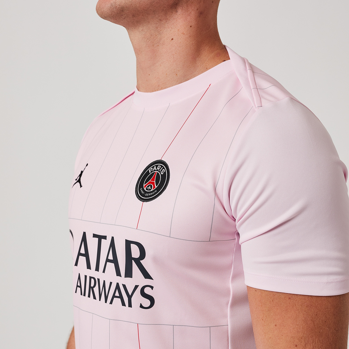 Paris Saint-Germain Pre-Match Fourth Jersey 2025/26 - photo 5