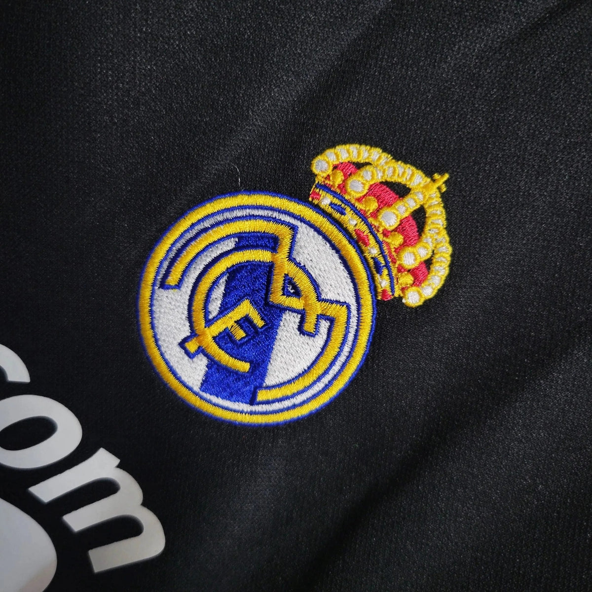 Real Madrid Retro Away Jersey 2008/09 - photo 3