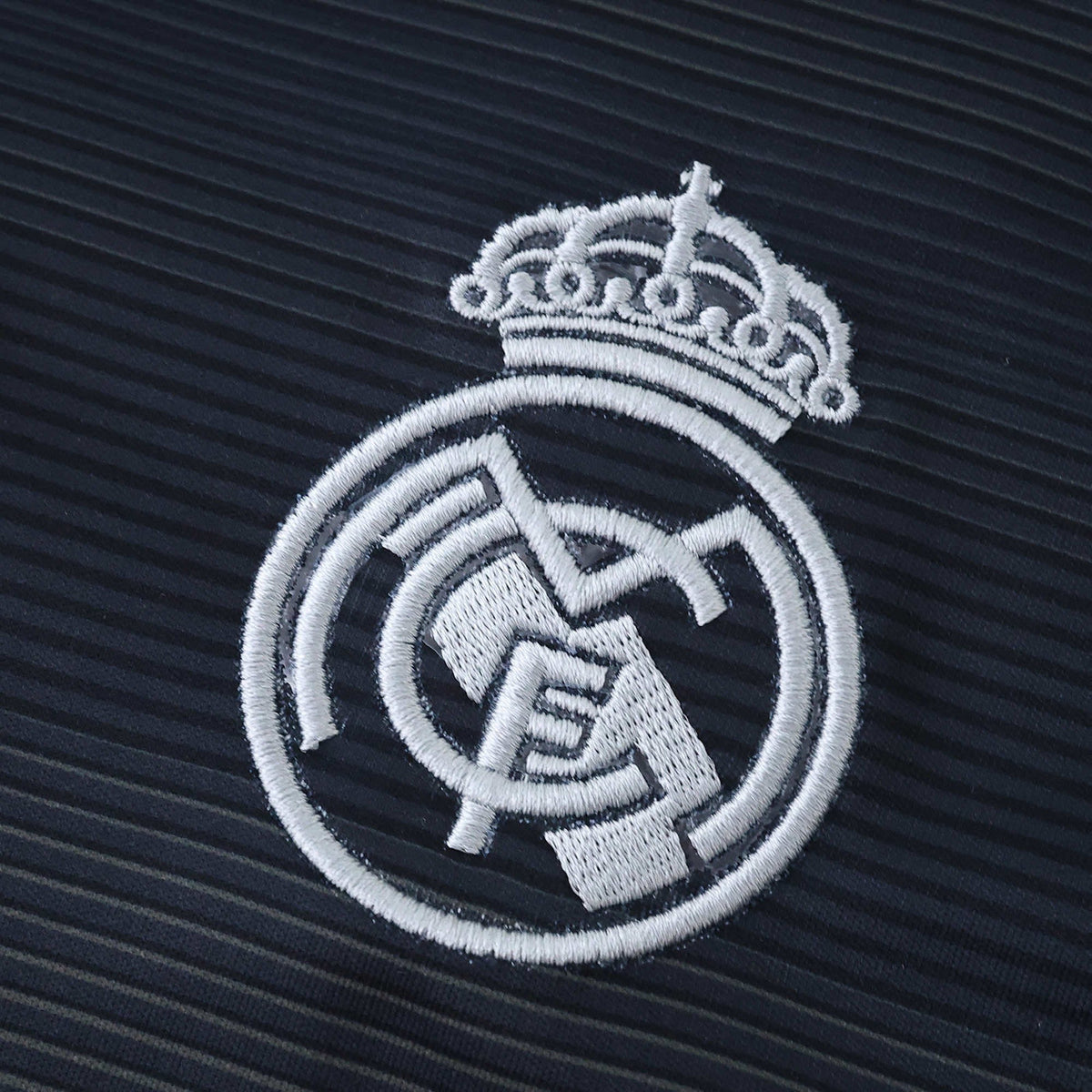 Real Madrid Away Jersey 2025/26 - photo 4