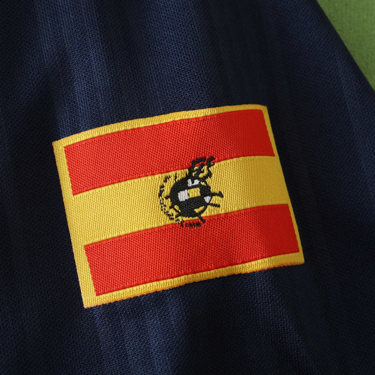 Spain Retro Home Jersey 1996 - photo 7