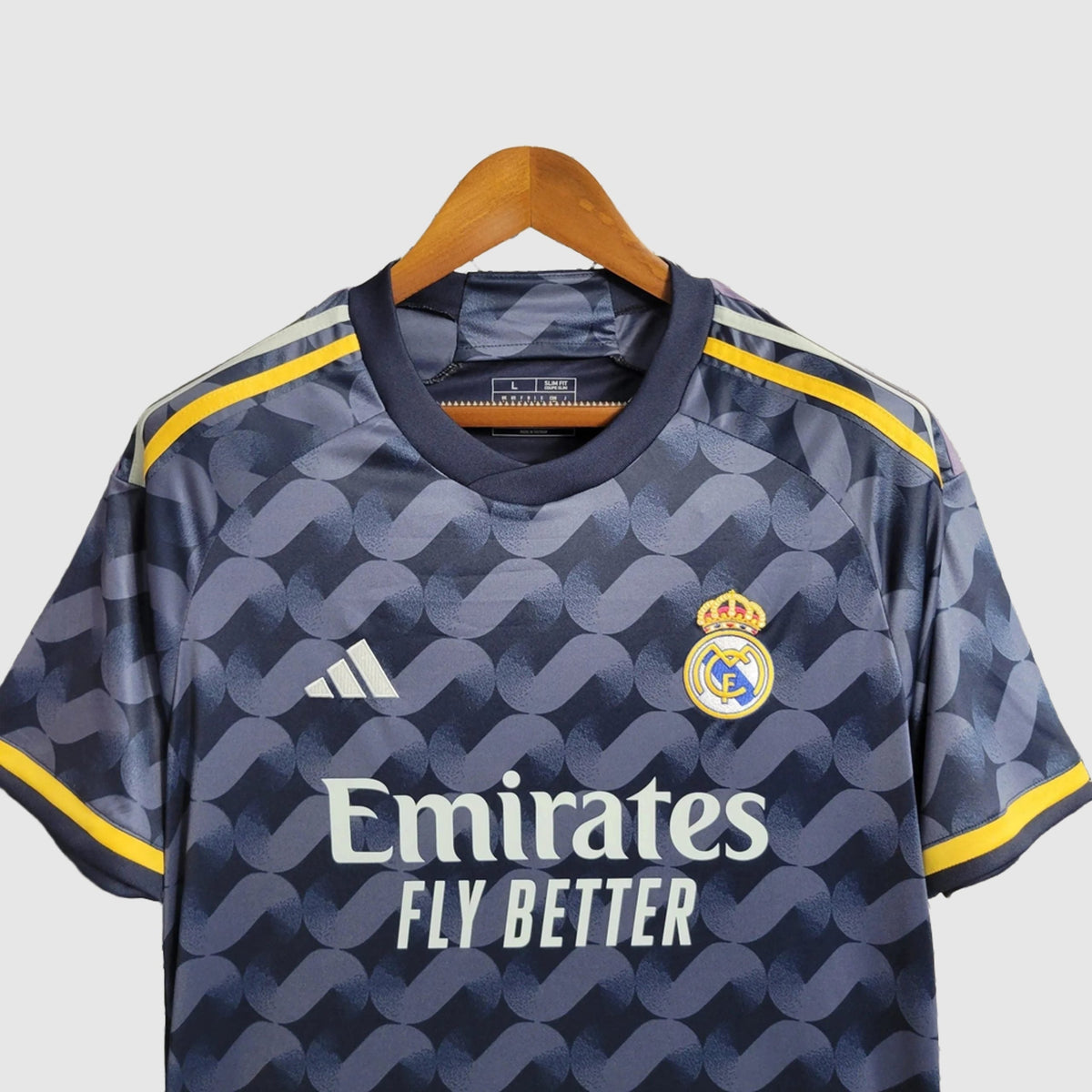 Real Madrid Away Jersey 2023/24 - photo 4