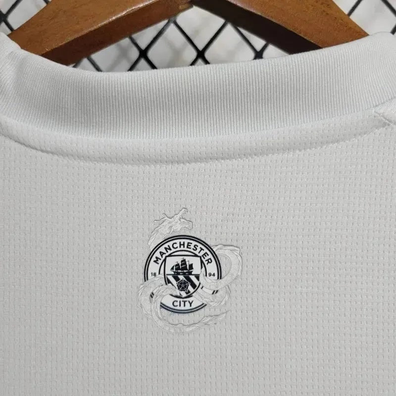 Camisa Manchester City Ano do Dragão 24/25 Torcedor - foto 3