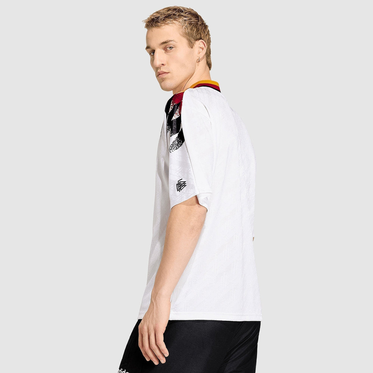 Germany Retro Home Jersey 1994 - photo 4