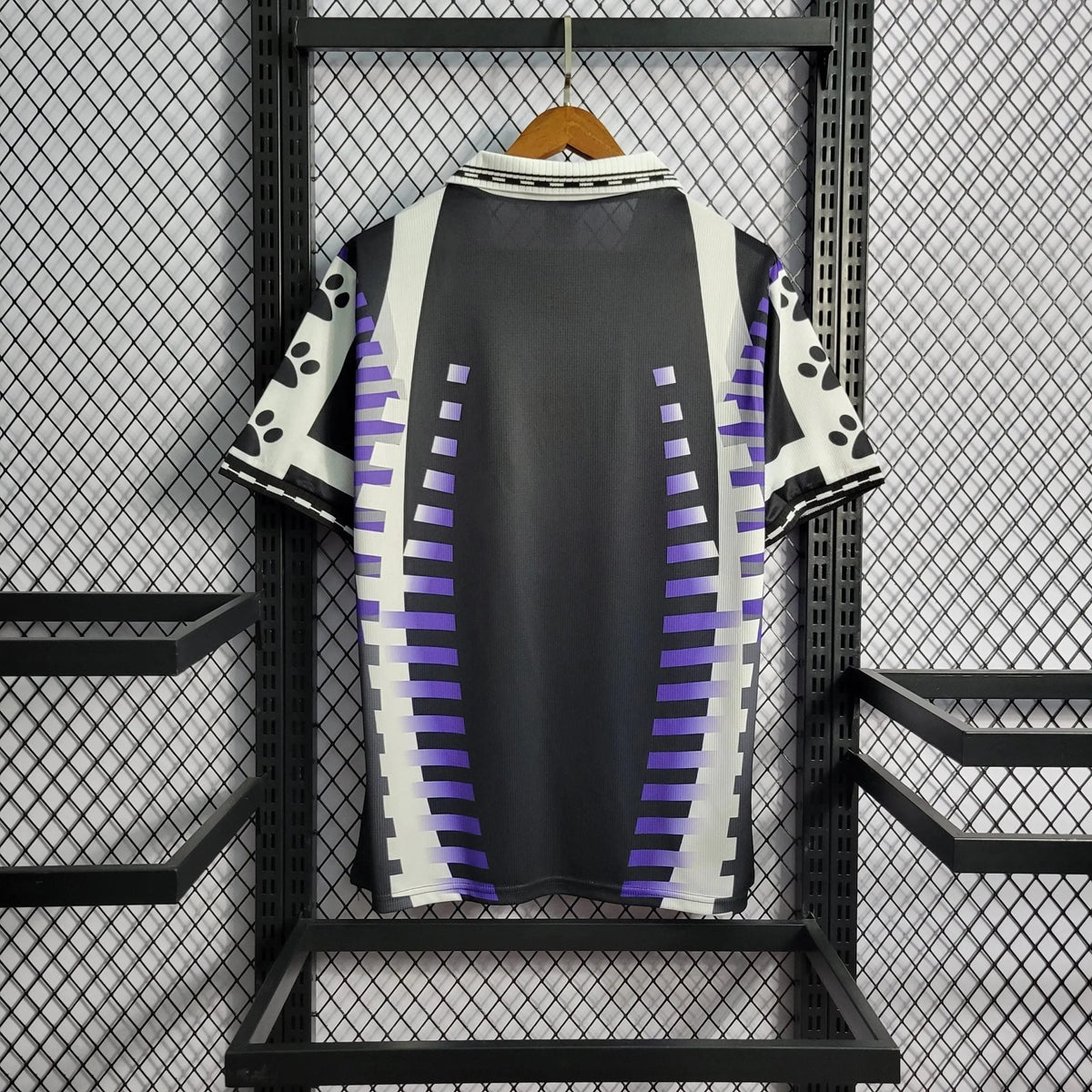 Real Madrid Retro Away Jersey 1997/98 - photo 6