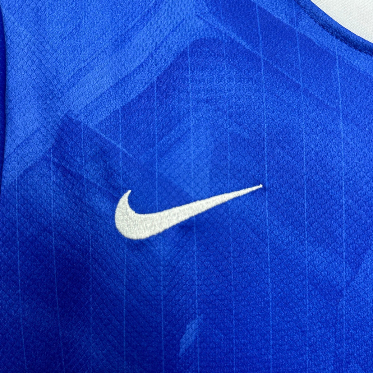 Chelsea Home Kids Kit 2025/26 - photo 4