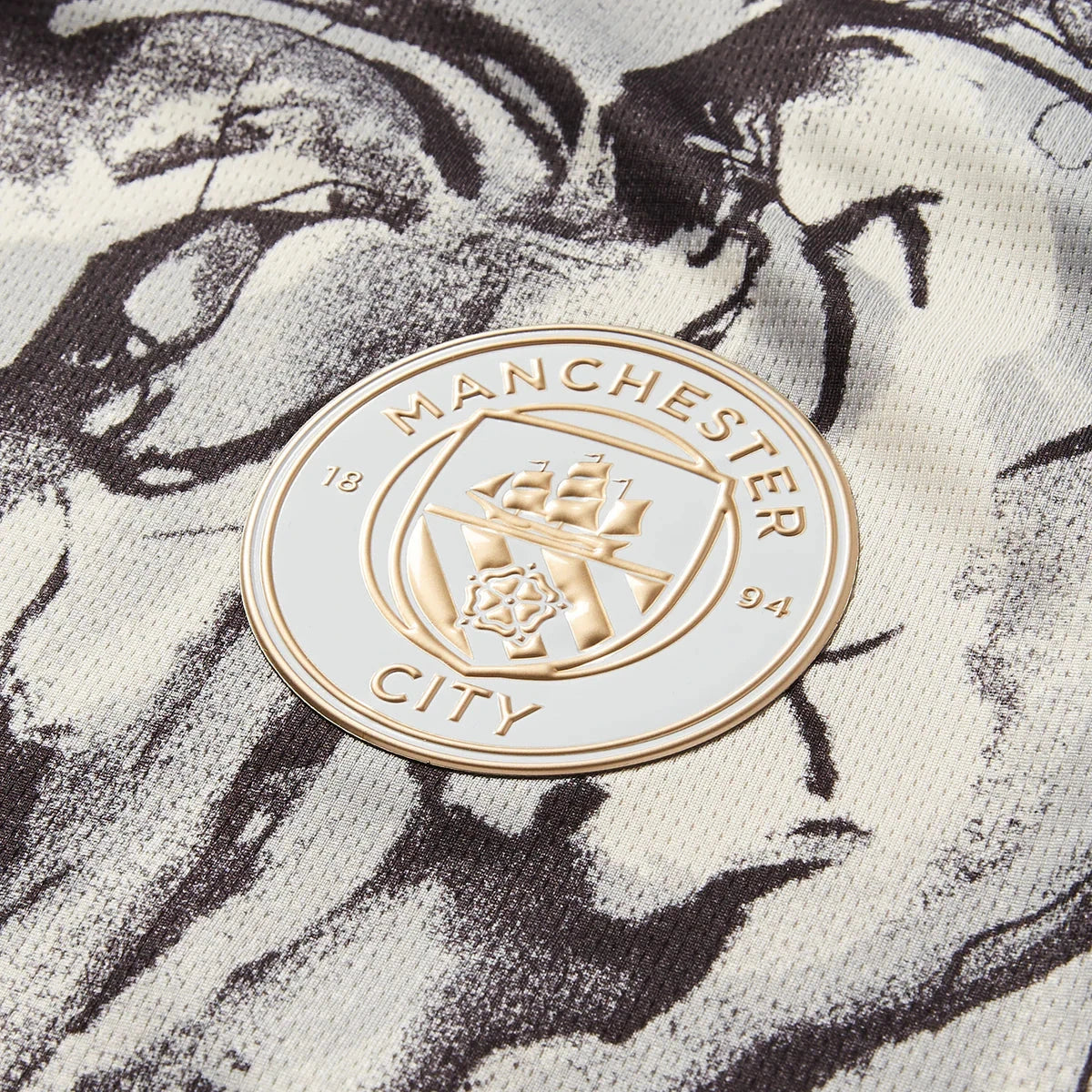 Manchester City Year of the Horse 2025/26 Fan Jersey - photo 3