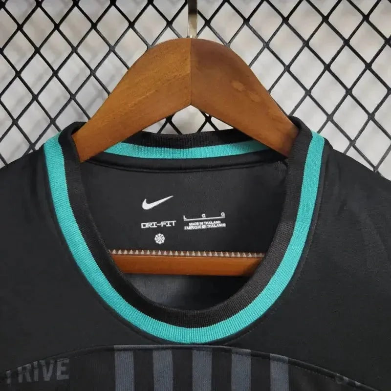 Liverpool X LeBron 2024/25 Fan Jersey - photo 9