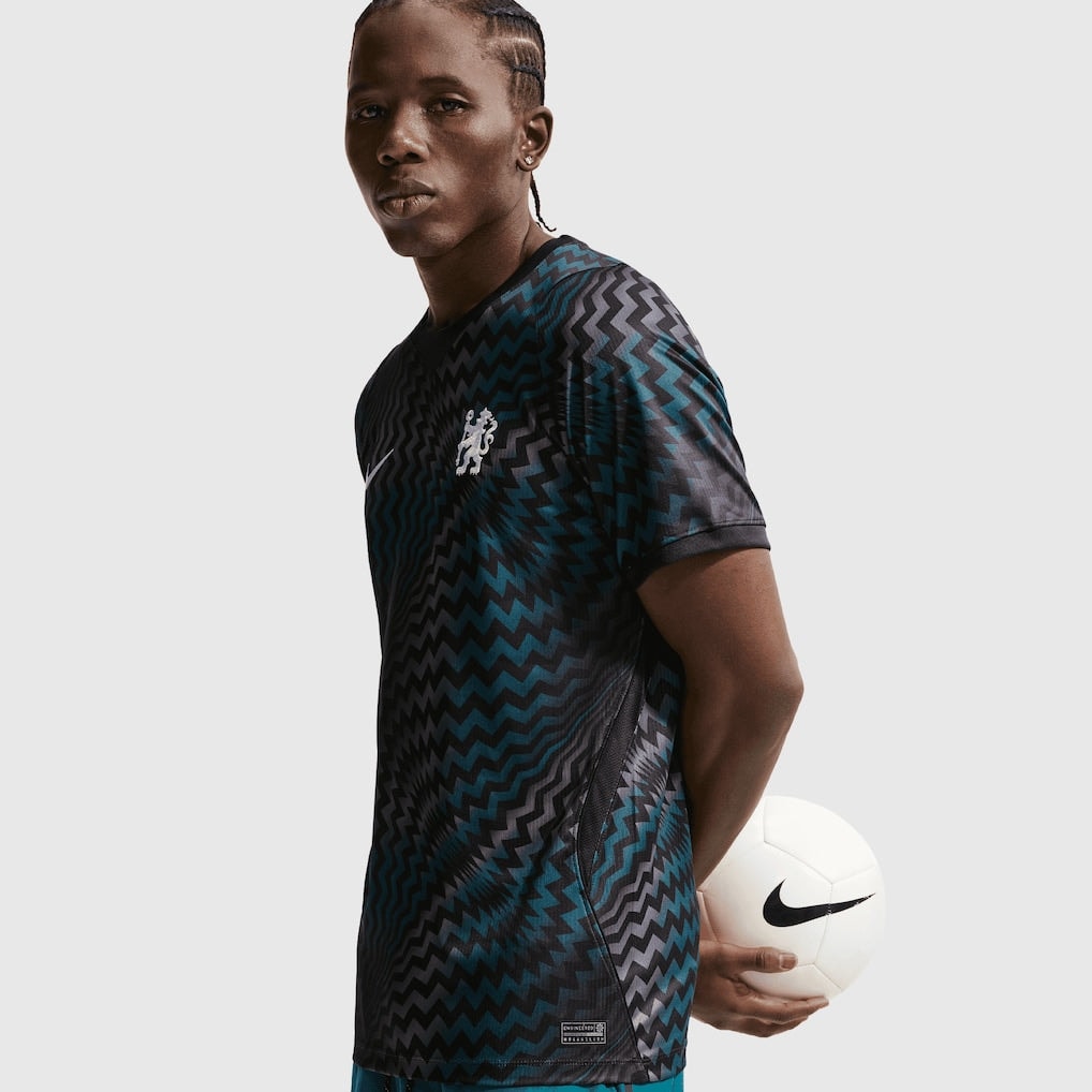 Chelsea Goalkeeper Jersey 2026/27 - photo 4