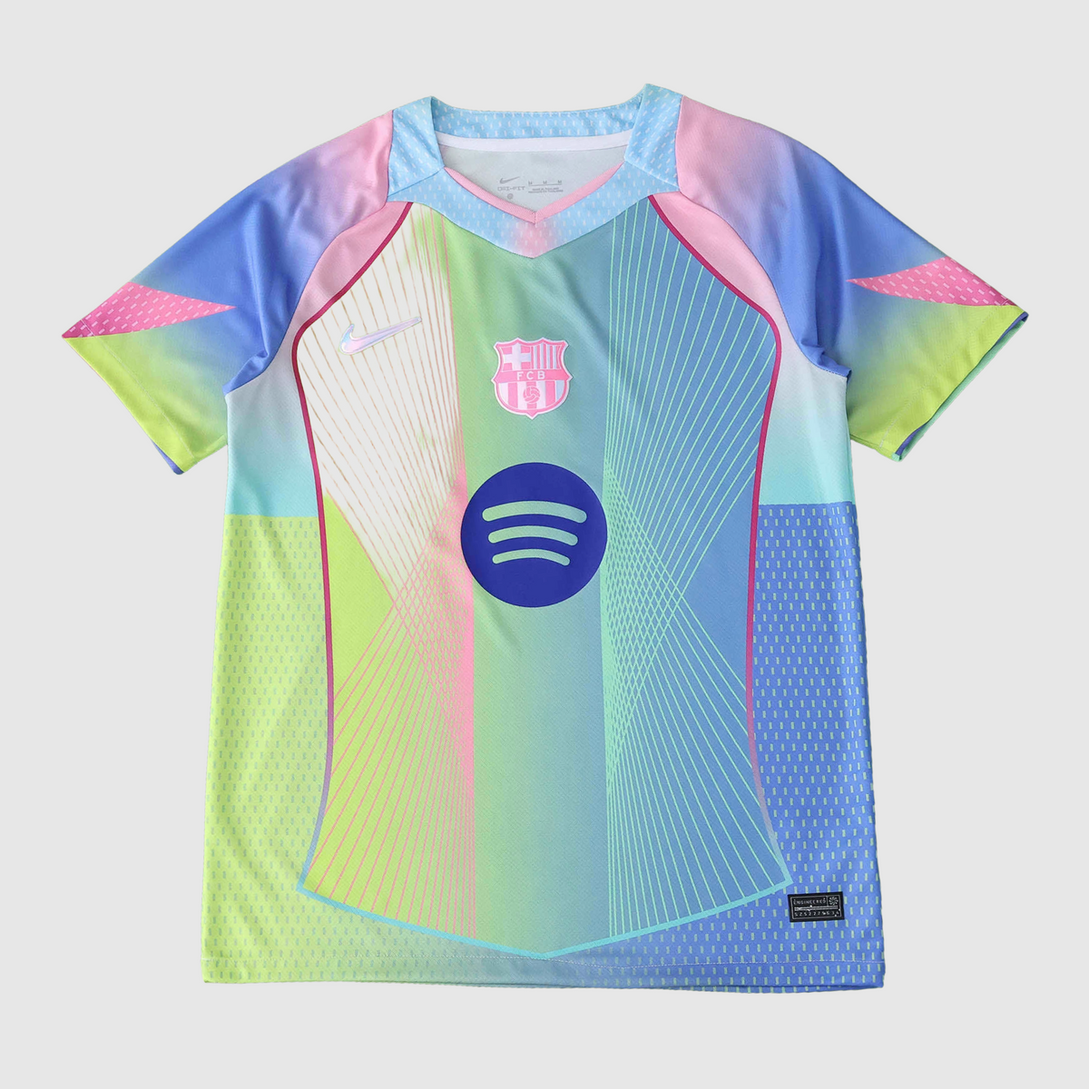 Camisa Barcelona Edição Especial Torcedor - Degradê Arco-Íris Pastel