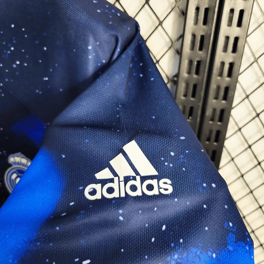 Camisa Retrô Real Madrid Edição Especial - foto 6