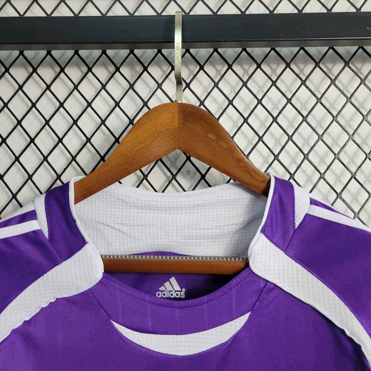 Real Madrid Retro Away Jersey 2006 - photo 7