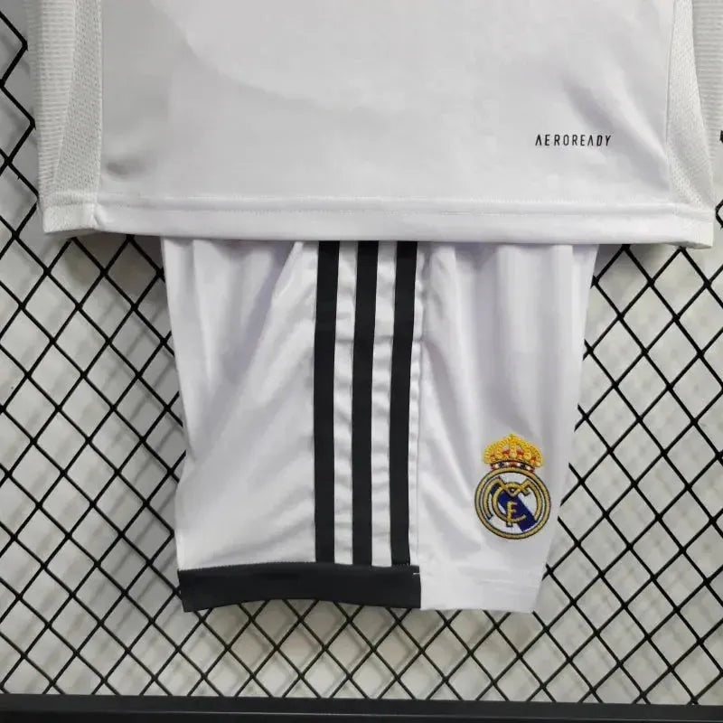 Real Madrid Home Kids Kit 2024/25 - photo 8