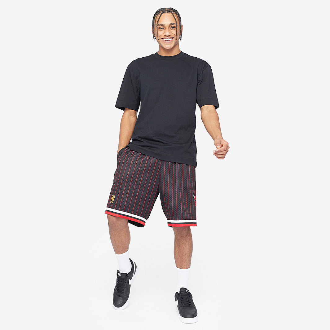 Chicago Bulls 96-97 Swingman Shorts - photo 2