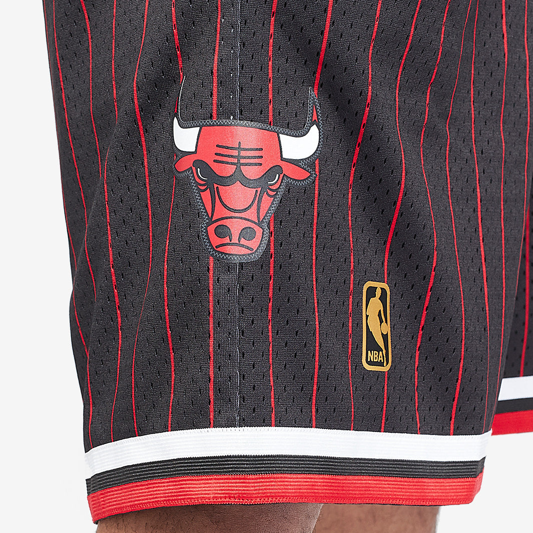 Chicago Bulls 96-97 Swingman Shorts - photo 5
