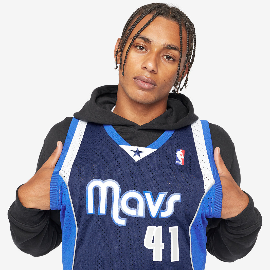 Dallas Mavericks 2011 Dirk Nowitzki Swingman Jersey - photo 4