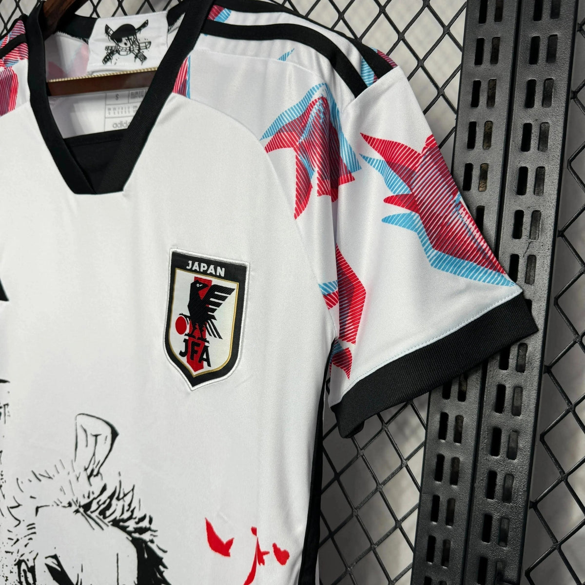 Japan Edition Roronoa Zoro 2024/25 Fan Jersey - photo 7