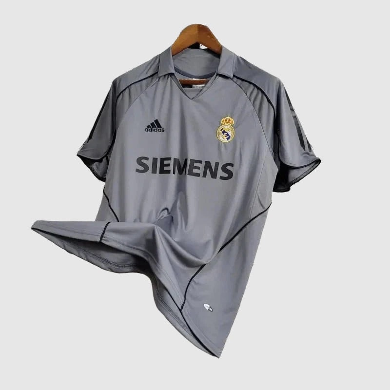 Real Madrid II 2005/06 Retro Away Jersey - photo 8