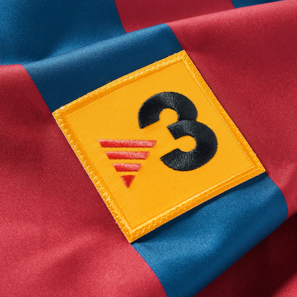Barcelona Retro Home Long Sleeve Jersey 2005/06 - photo 4