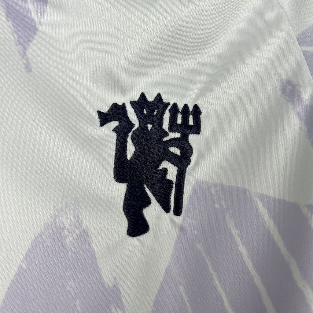 Manchester United Away Jersey 2025/26 - White And Lilac - photo 5