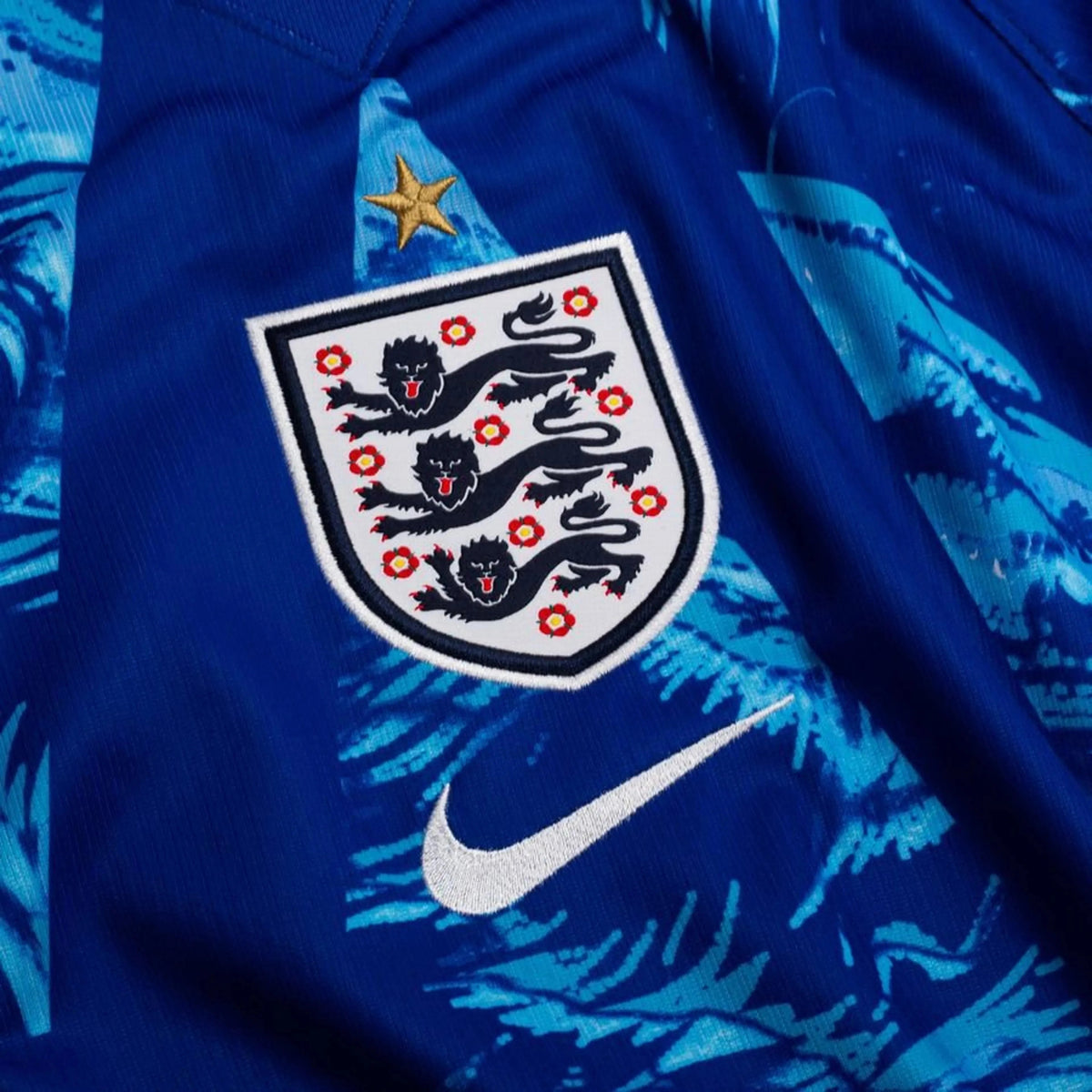 England Goalkeeper Jersey 2026/27 - photo 2