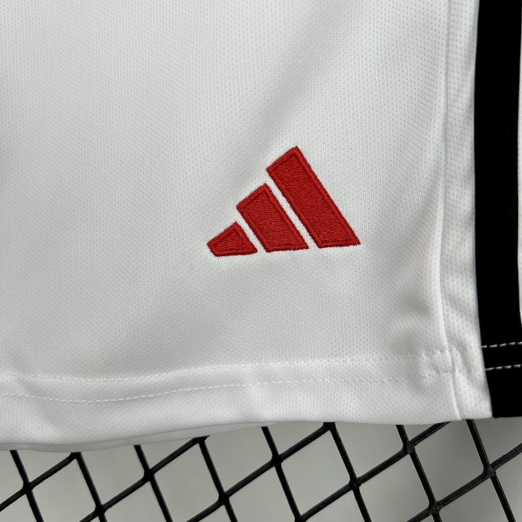 Manchester United Home Kids Kit 2025/26 - photo 11