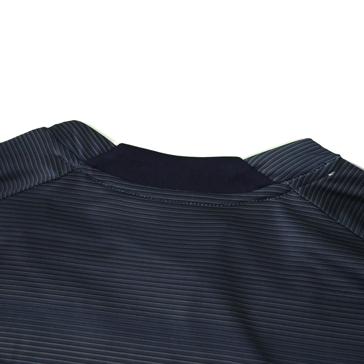 Real Madrid Away Jersey 2025/26 - photo 12