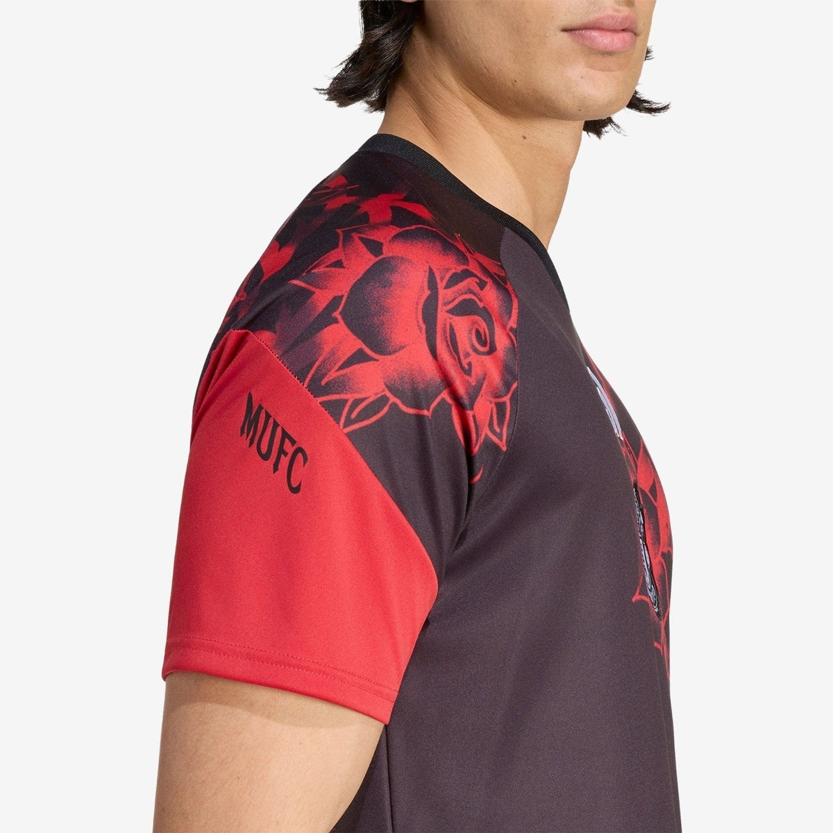 Manchester United Pre-Match Jersey 2026/27 - photo 2