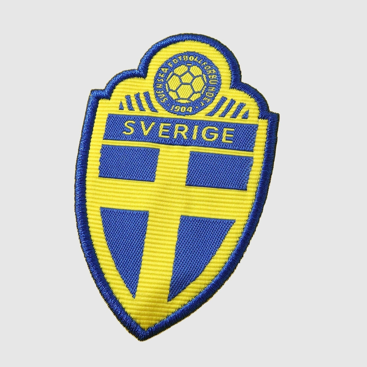 Sweden Home Kids Kit 2026/27 - photo 2