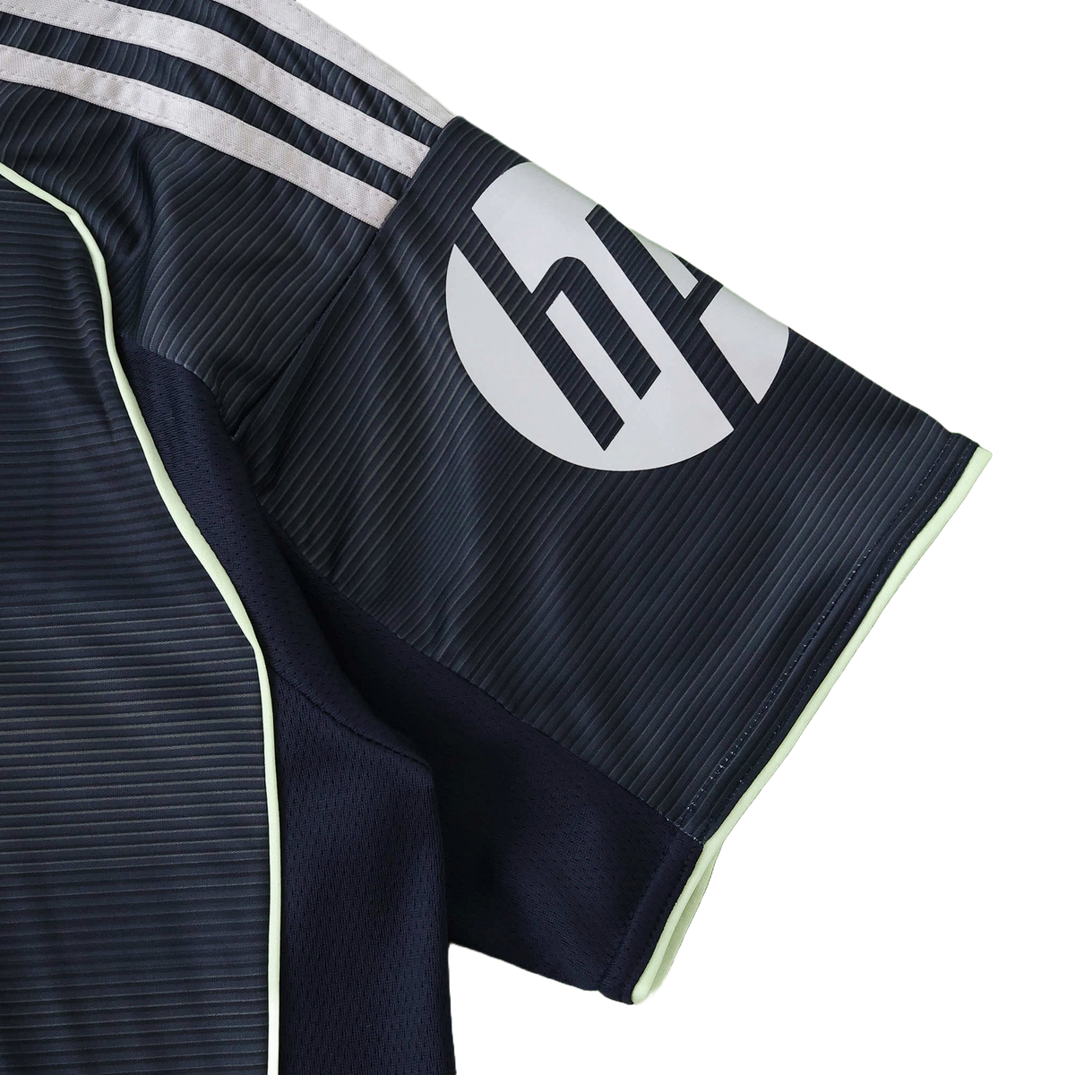 Real Madrid Away Jersey 2025/26 - photo 10