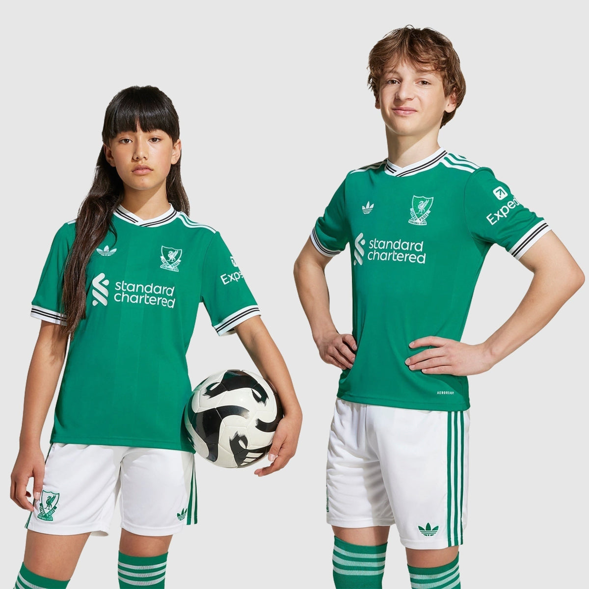 Liverpool Third Kids Kit 2025/26 - photo 2