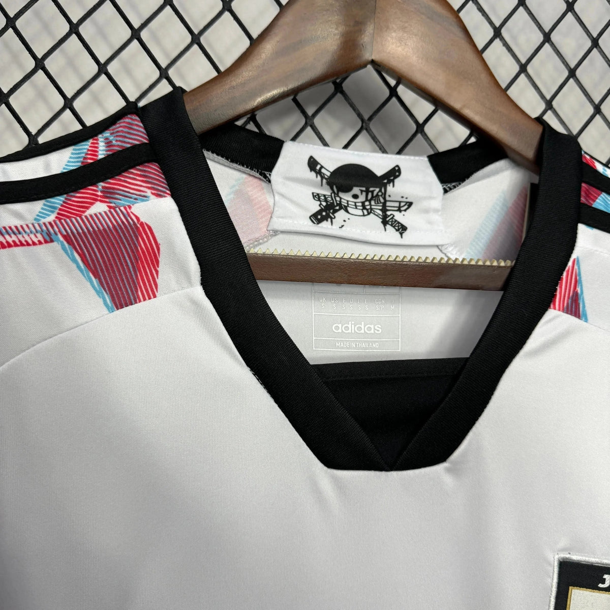 Japan Edition Roronoa Zoro 2024/25 Fan Jersey - photo 8