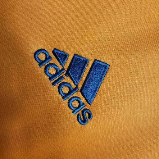 Real Madrid Retro Away Jersey 2013/14 - photo 4