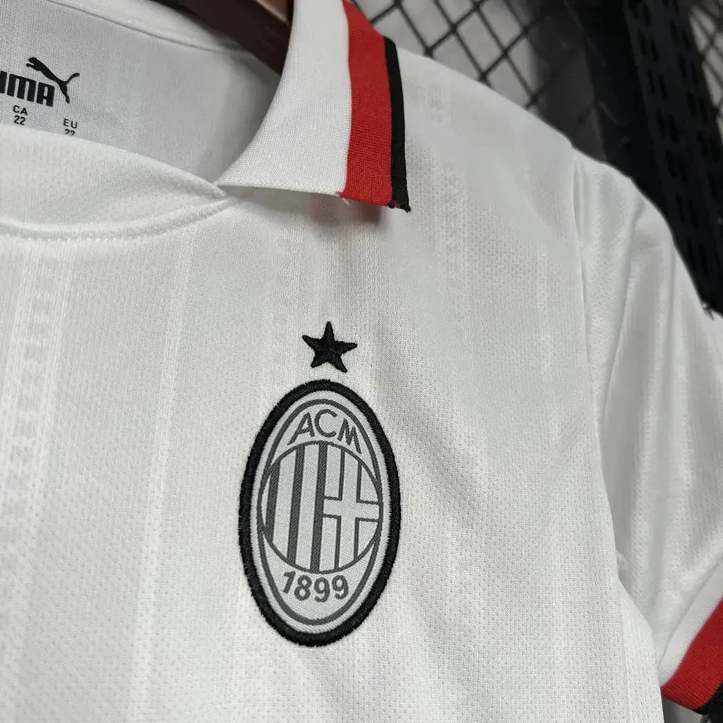 Kit Infantil Milan II 24/25 - foto 4