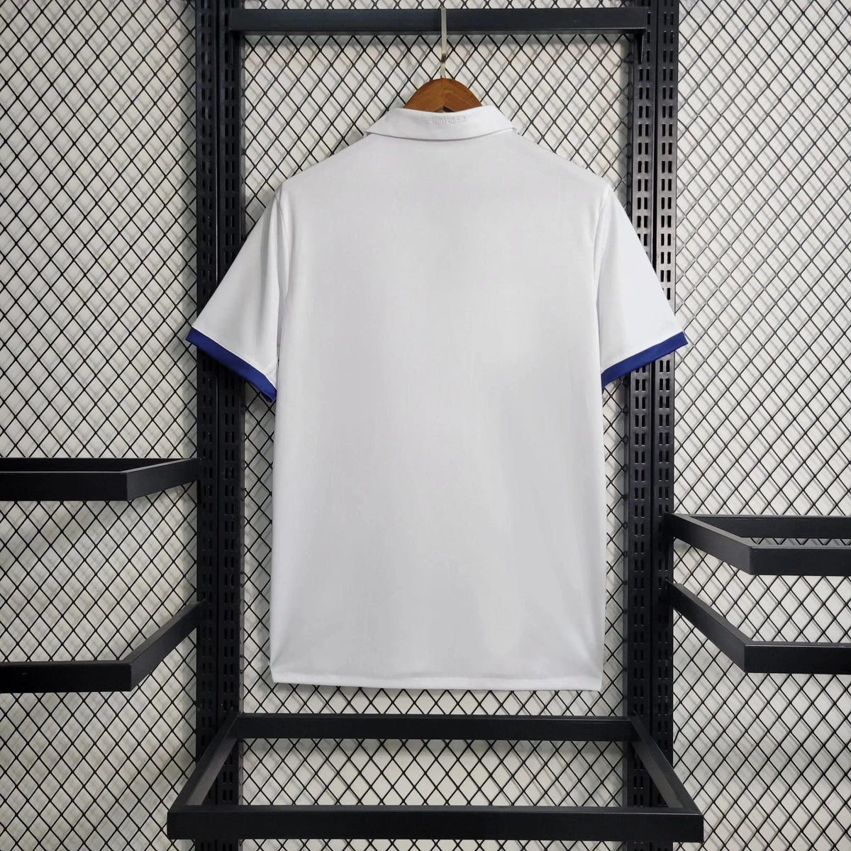Real Madrid Retro Jersey 2016/17 - photo 7