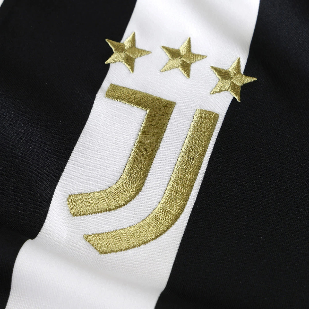 Juventus Home Long Sleeve Jersey 2026/27 - photo 4