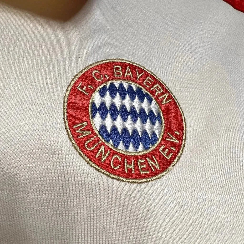 Bayern Munich Away Jersey 2024/25 - photo 3