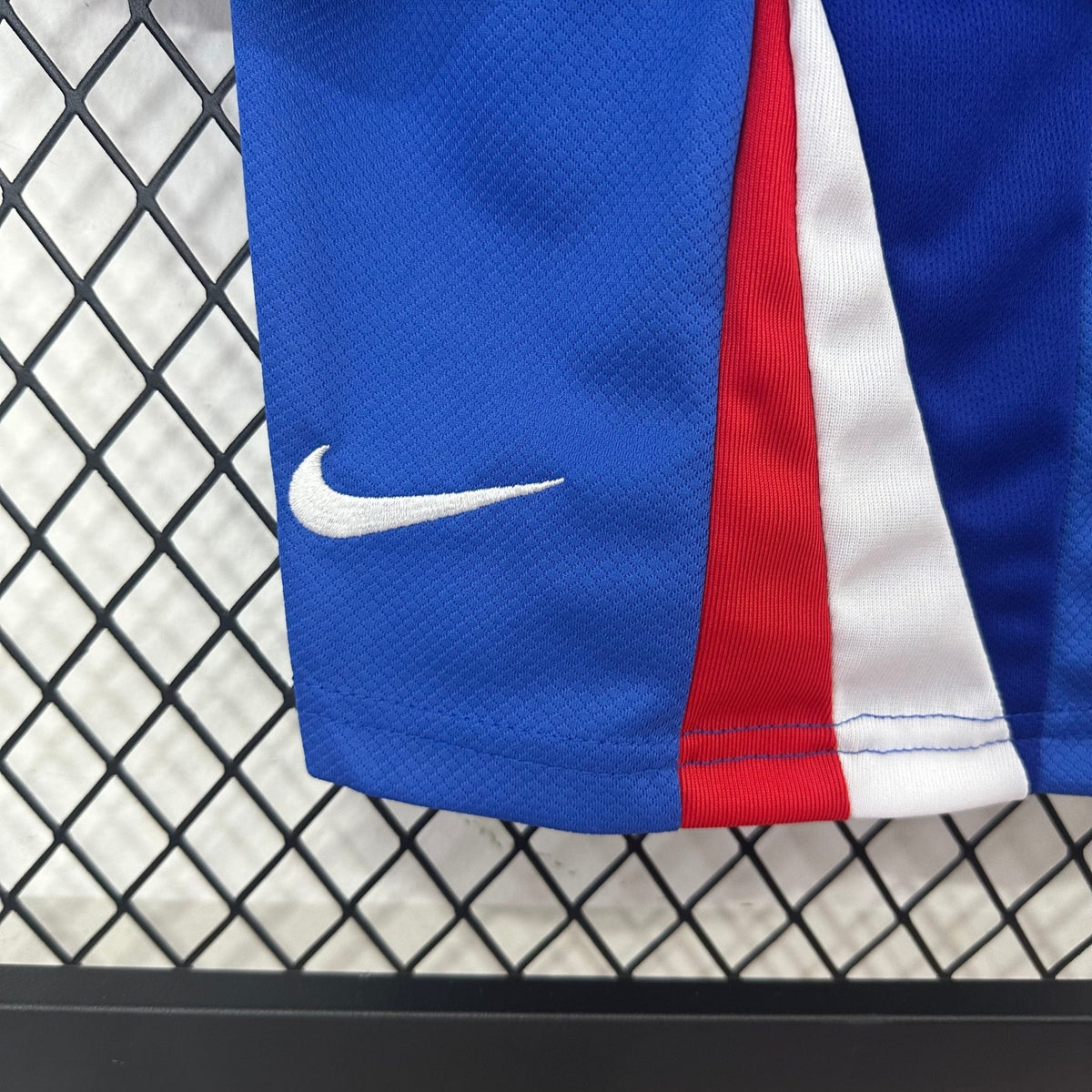 Chelsea Home Kids Kit 2025/26 - photo 7
