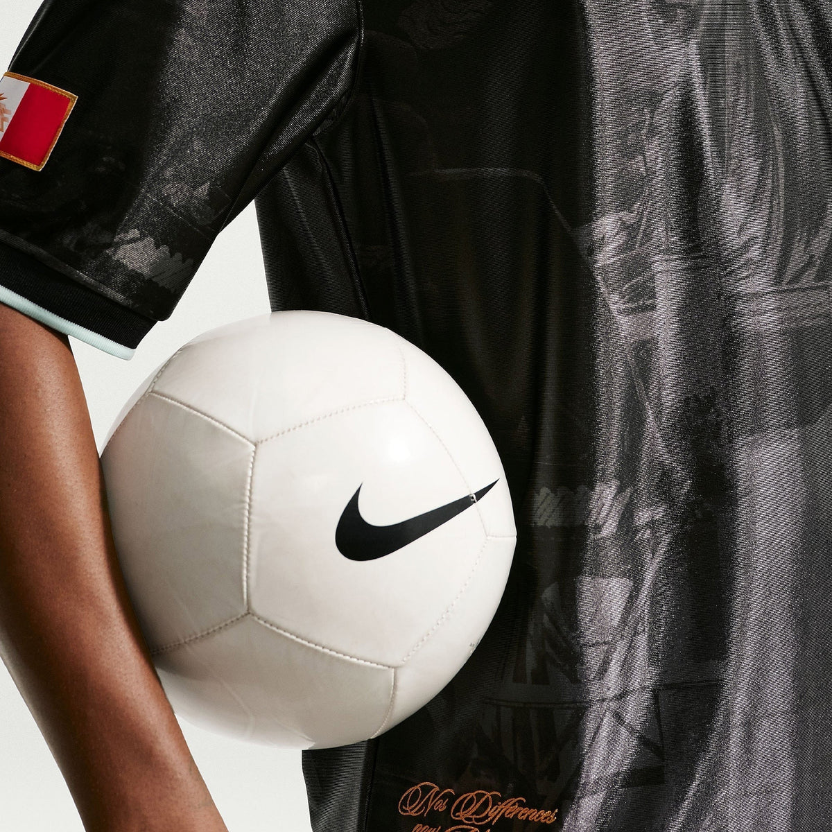 France Special Edition 2026/27 Fan Jersey - photo 5