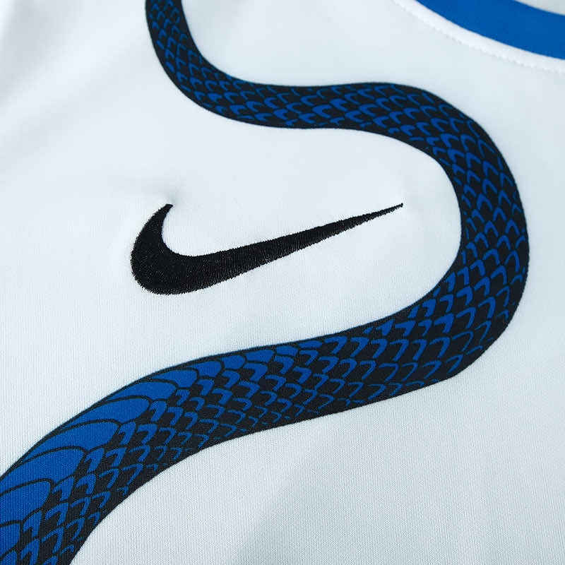 Inter Milan Away Jersey 2021/22 - photo 4
