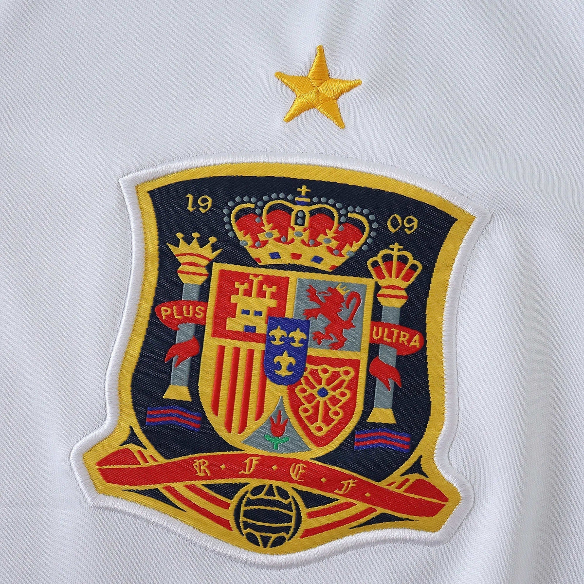Spain Retro Away Jersey 2011 - photo 3