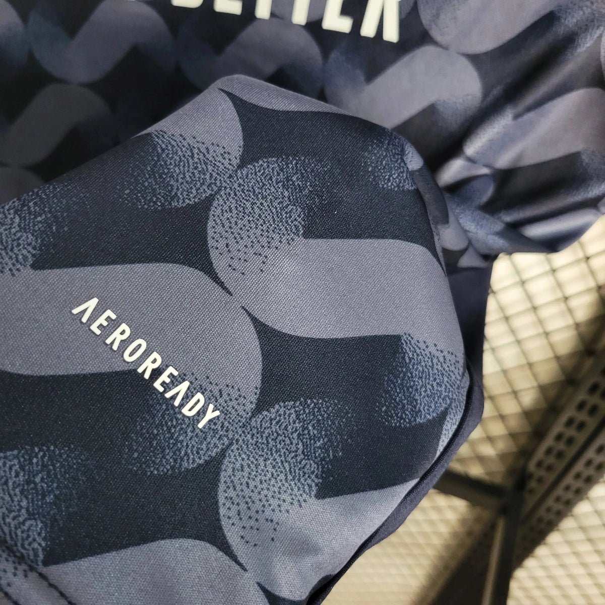 Real Madrid Away Jersey 2023/24 - photo 9