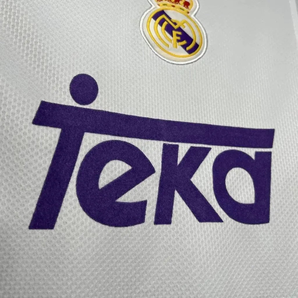 Real Madrid Retro Home Jersey 1997/98 - photo 4
