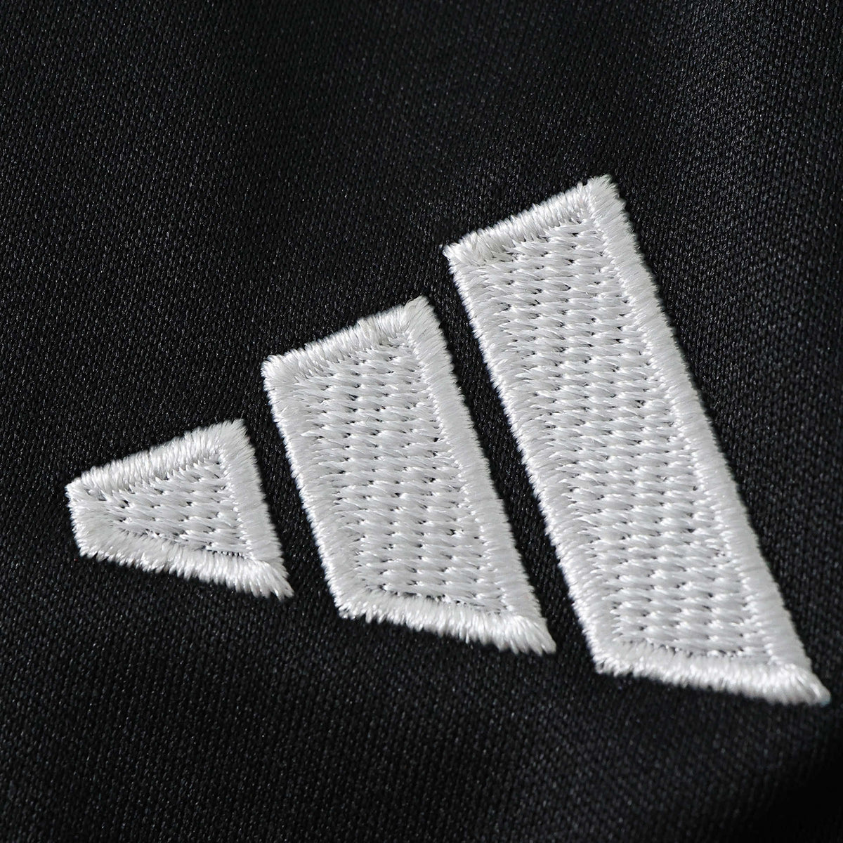 Newcastle United Home Kids Kit 2026/27 - photo 7