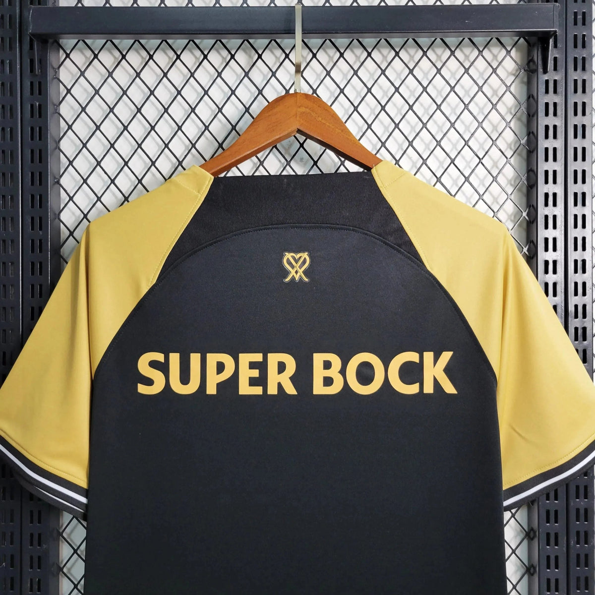 Sporting CP II 2023/24 Away Fan Jersey - photo 6