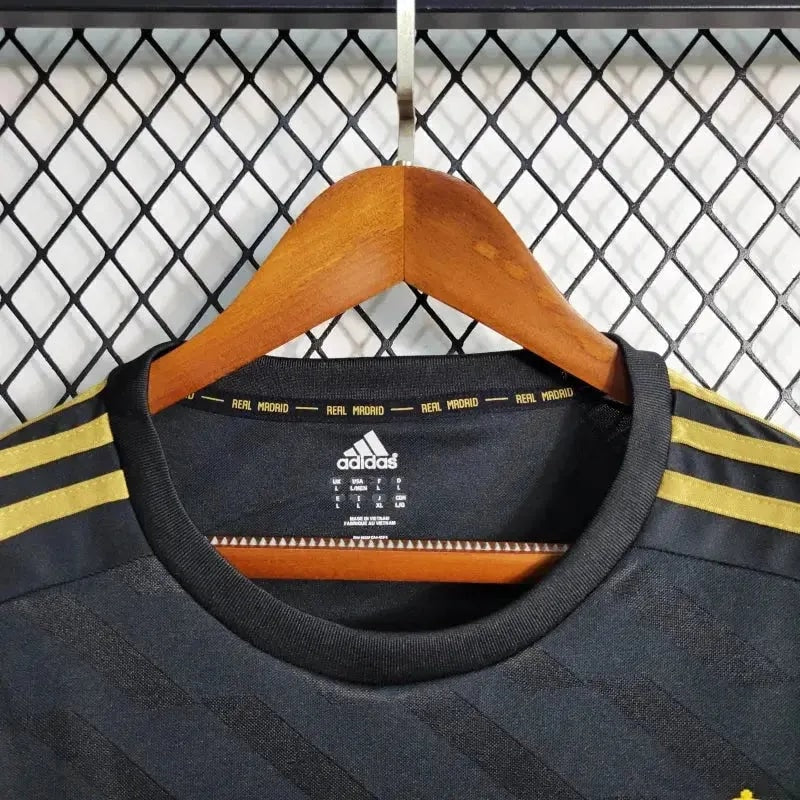 Real Madrid Retro Away Long Sleeve Jersey 2011/12 - Black And Gold - photo 9