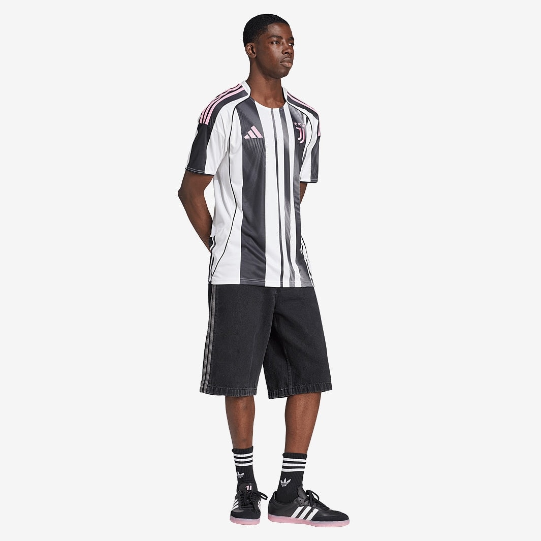 Juventus Home Jersey 2025/26 - photo 3